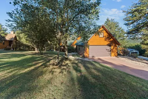 Exterior - 29209 Station Ln, Eagle Rock, MO 65641 photo 4 of 7