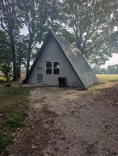 110 N Orchard St, Marionville, MO 65705