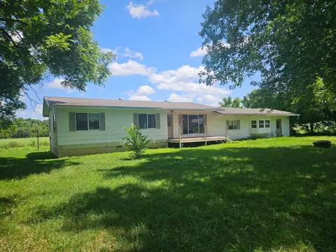 19507 J F Norton Pkwy, Winona, MO 65588