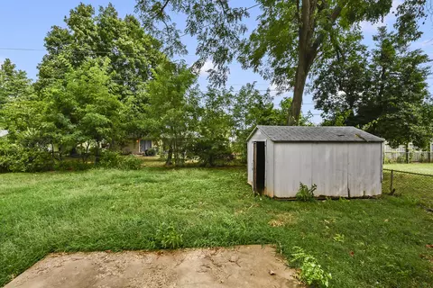 Exterior - 1317 E Cambridge St, Springfield, MO 65804 photo 2 of 5
