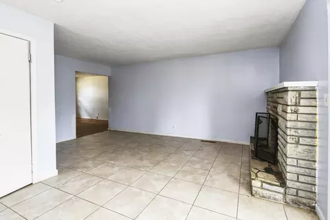 Living - 1317 E Cambridge St, Springfield, MO 65804 photo 6 of 8