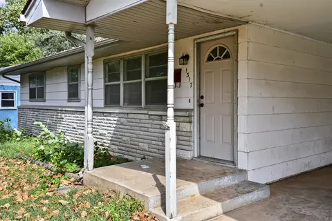 Other - 1317 E Cambridge St, Springfield, MO 65804 photo 3 of 6