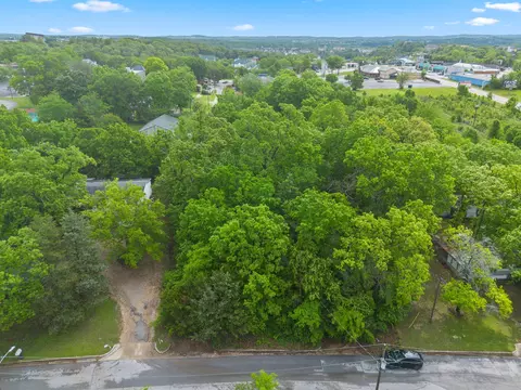 751 Aaron Way, Branson, MO 65616 photo 2