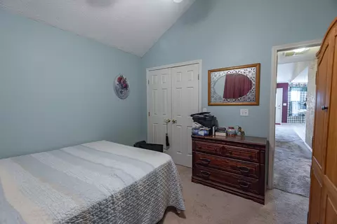 Bedroom - 330 Cedar View Ln, Clever, MO 65631 photo 4 of 7
