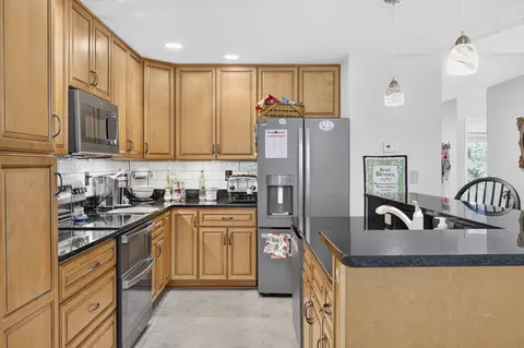 Kitchen - 200 N Point Ct, Branson, MO 65616 photo 3 of 4