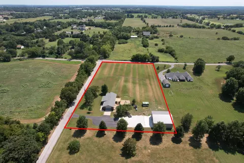 View/Area - 1433 N Emerald Hills Dr, Nixa, MO 65714 photo 8 of 15