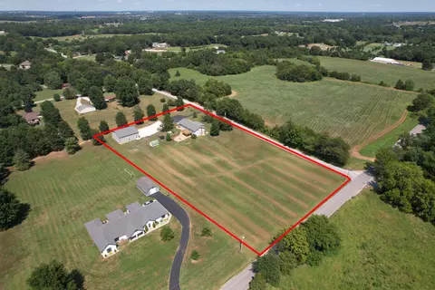 View/Area - 1433 N Emerald Hills Dr, Nixa, MO 65714 photo 14 of 15