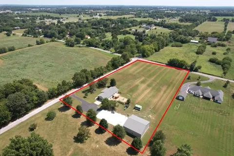 View/Area - 1433 N Emerald Hills Dr, Nixa, MO 65714 photo 12 of 15