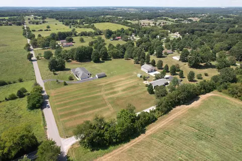 View/Area - 1433 N Emerald Hills Dr, Nixa, MO 65714 photo 5 of 15