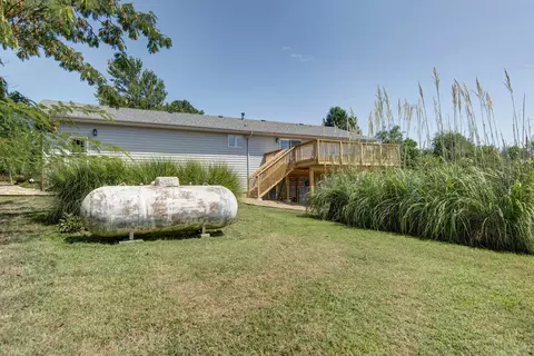 Exterior - 1433 N Emerald Hills Dr, Nixa, MO 65714 photo 6 of 11