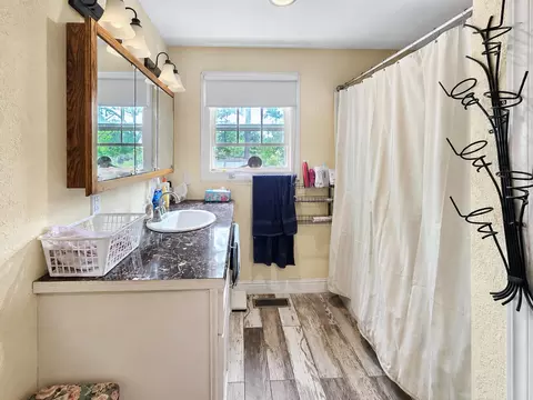 Bath - 4601 Highway Pp, Cabool, MO 65689 photo 2 of 2