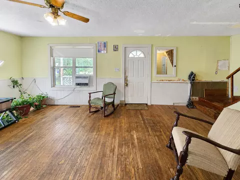 Living - 4601 Highway Pp, Cabool, MO 65689 photo 2 of 2