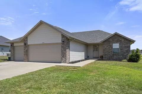 Exterior - 456 E Melton Rd, Ozark, MO 65721 photo 4 of 5