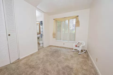 Bedroom - 2516 S Weaver Ave, Springfield, MO 65807 photo 6 of 8