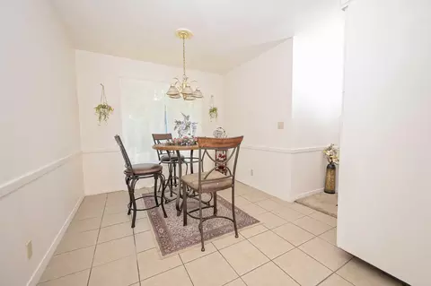 Dining - 2516 S Weaver Ave, Springfield, MO 65807 photo 1 of 1