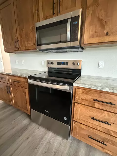 Kitchen - 1150 Napper Rd, Billings, MO 65610 photo 2 of 3