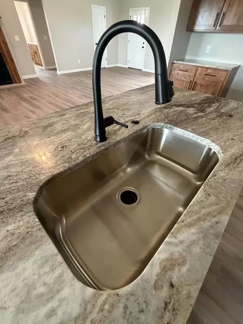 Kitchen - 1150 Napper Rd, Billings, MO 65610 photo 3 of 3