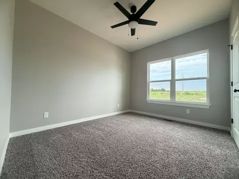 Bedroom - 1150 Napper Rd, Billings, MO 65610 photo 3 of 3