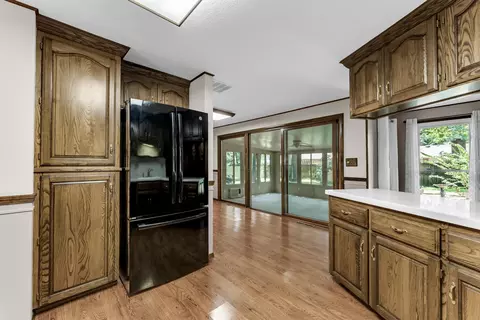 Kitchen - 3022 E Belmont St, Springfield, MO 65802 photo 2 of 4