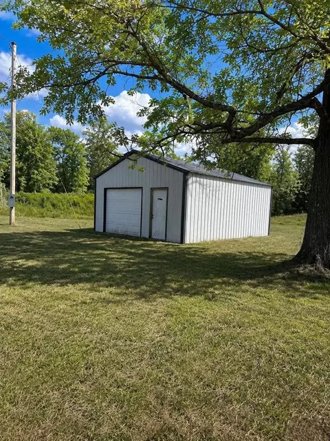 000 P Hwy, Alton, MO 65606