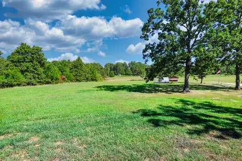 Exterior - 286 County Road 615b, Gainesville, MO 65655 photo 10 of 12