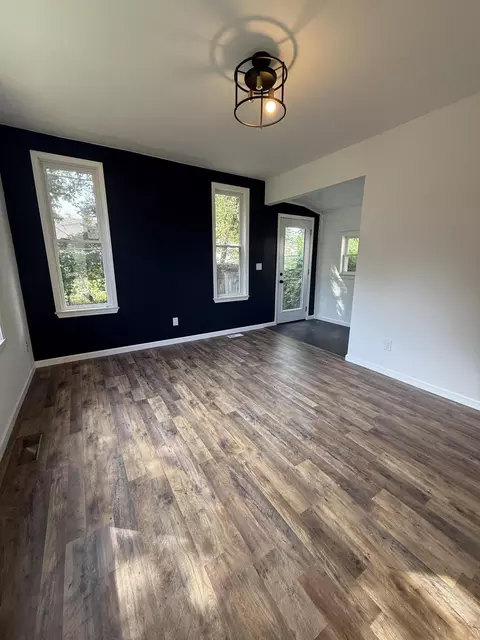 Other - 402 E Olive St, Bolivar, MO 65613 photo 2 of 4