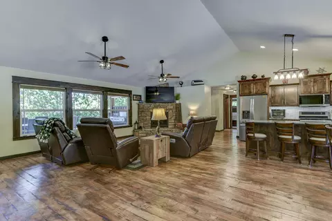Other - 303 Bayshore St, Shell Knob, MO 65747 photo 6 of 21