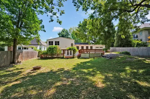 Exterior - 1345 E Walnut St, Springfield, MO 65802 photo 2 of 12