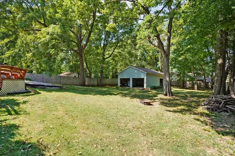 Exterior - 1345 E Walnut St, Springfield, MO 65802 photo 5 of 12