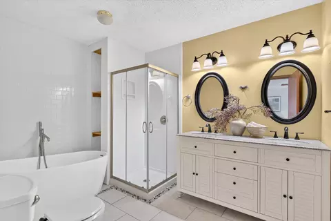 Bath - 1345 E Walnut St, Springfield, MO 65802 photo 1 of 2