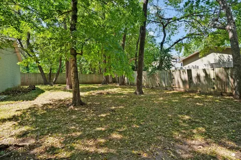 Exterior - 1345 E Walnut St, Springfield, MO 65802 photo 9 of 12