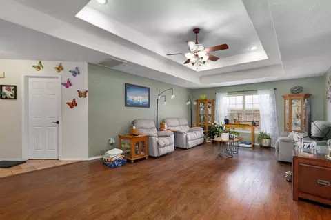 Living - 725 S Christopher Ave, Springfield, MO 65802 photo 1 of 2