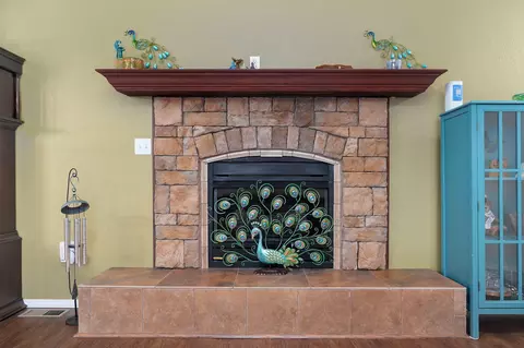 Living - 725 S Christopher Ave, Springfield, MO 65802 photo 2 of 2