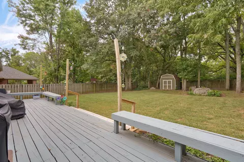 Exterior - 725 S Christopher Ave, Springfield, MO 65802 photo 5 of 10