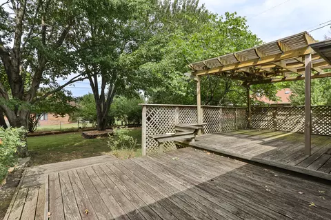 Exterior - 4035 S Parkcrest Ave, Springfield, MO 65810 photo 5 of 7