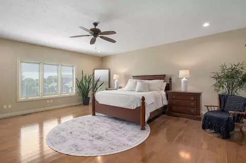 Bedroom - 3820 E Rosebrier St, Springfield, MO 65809 photo 1 of 7