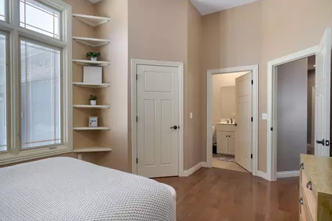 Bedroom - 3820 E Rosebrier St, Springfield, MO 65809 photo 5 of 7