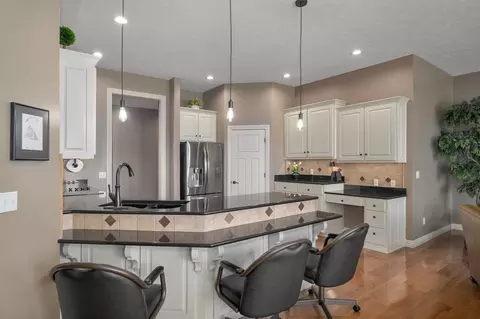 Kitchen - 3820 E Rosebrier St, Springfield, MO 65809 photo 1 of 5