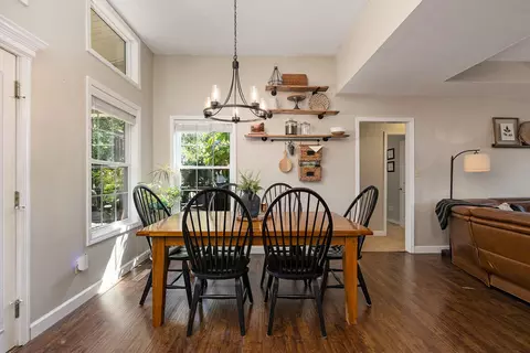 Dining - 2103 W Sexton Dr, Springfield, MO 65810 photo 2 of 2