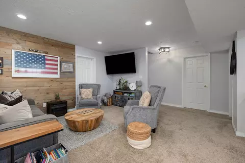 Living - 2103 W Sexton Dr, Springfield, MO 65810 photo 3 of 3
