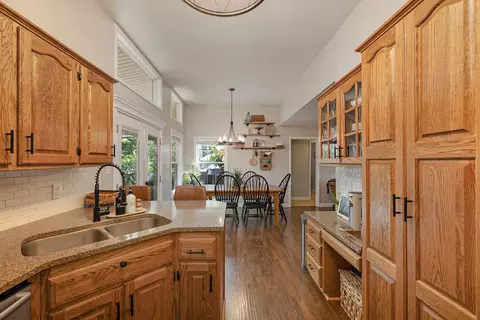 Kitchen - 2103 W Sexton Dr, Springfield, MO 65810 photo 2 of 5