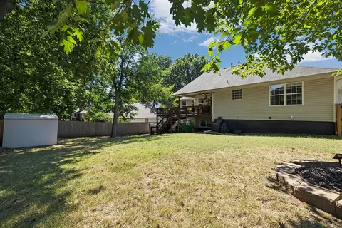 Exterior - 2103 W Sexton Dr, Springfield, MO 65810 photo 13 of 17