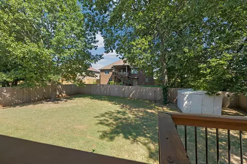 Exterior - 2103 W Sexton Dr, Springfield, MO 65810 photo 6 of 17