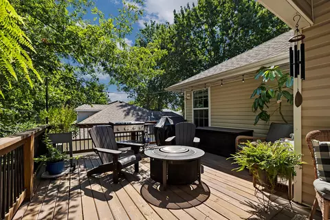 Exterior - 2103 W Sexton Dr, Springfield, MO 65810 photo 4 of 17