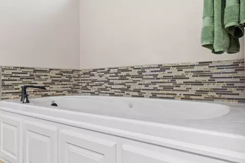 Bath - 227 Sherman Way, Branson, MO 65616 photo 4 of 6