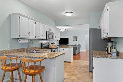 Kitchen - 227 Sherman Way, Branson, MO 65616 photo 2 of 2