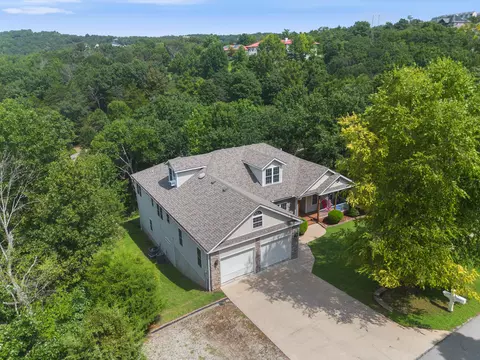 View/Area - 227 Sherman Way, Branson, MO 65616 photo 2 of 16
