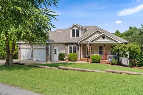 Exterior - 227 Sherman Way, Branson, MO 65616 photo 2 of 6