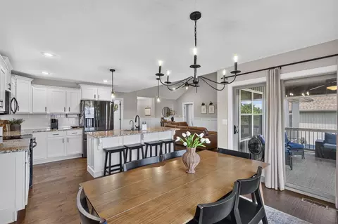 Dining - 2753 W Fishhook Ave, Ozark, MO 65721 photo 2 of 2