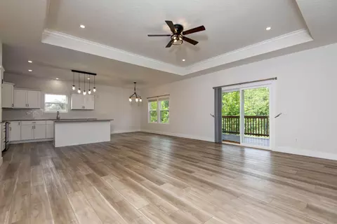 Living - 199 Rockridge Rd, Branson, MO 65616 photo 2 of 3